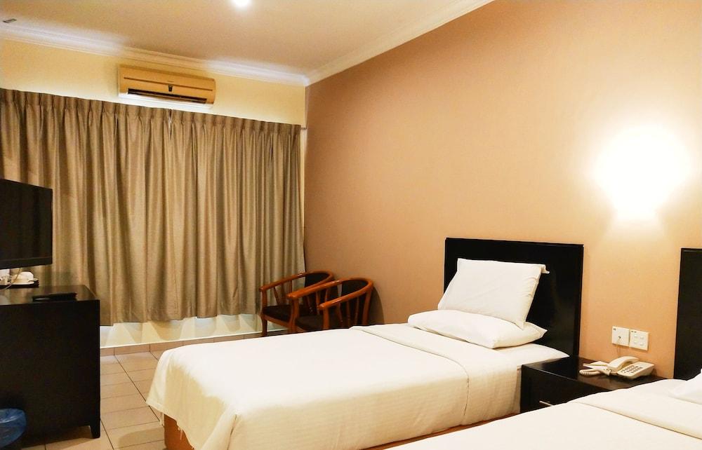 Megah D'Aru Hotel Kota Kinabalu Zewnętrze zdjęcie