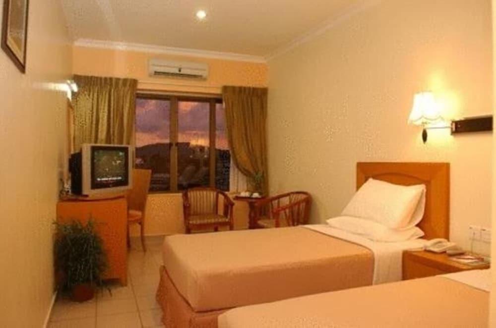 Megah D'Aru Hotel Kota Kinabalu Zewnętrze zdjęcie