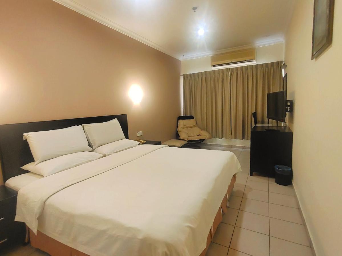 Megah D'Aru Hotel Kota Kinabalu Zewnętrze zdjęcie